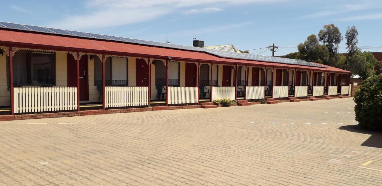 Daydream Motel And Apartments Broken Hill Exterior foto