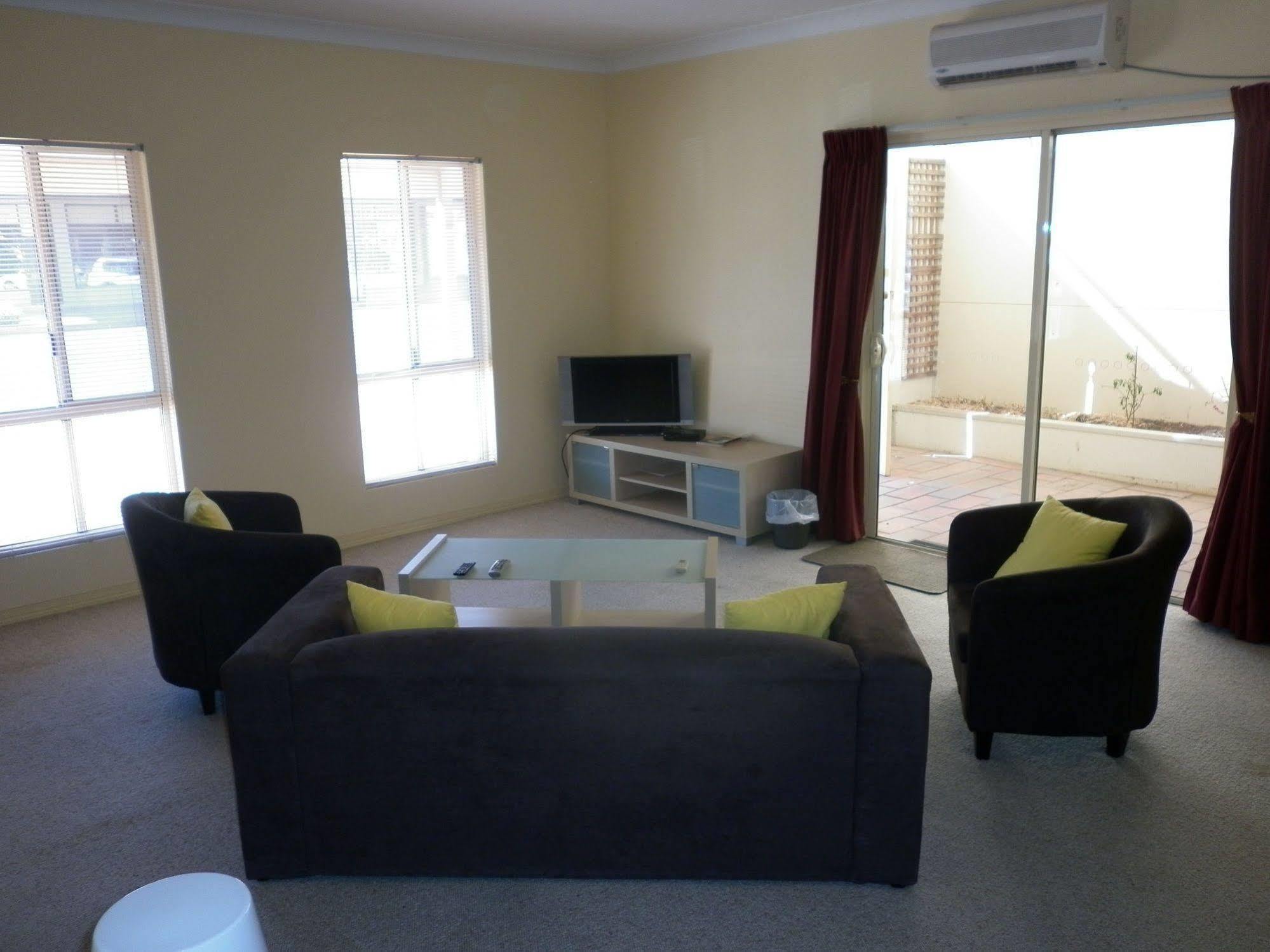 Daydream Motel And Apartments Broken Hill Exterior foto